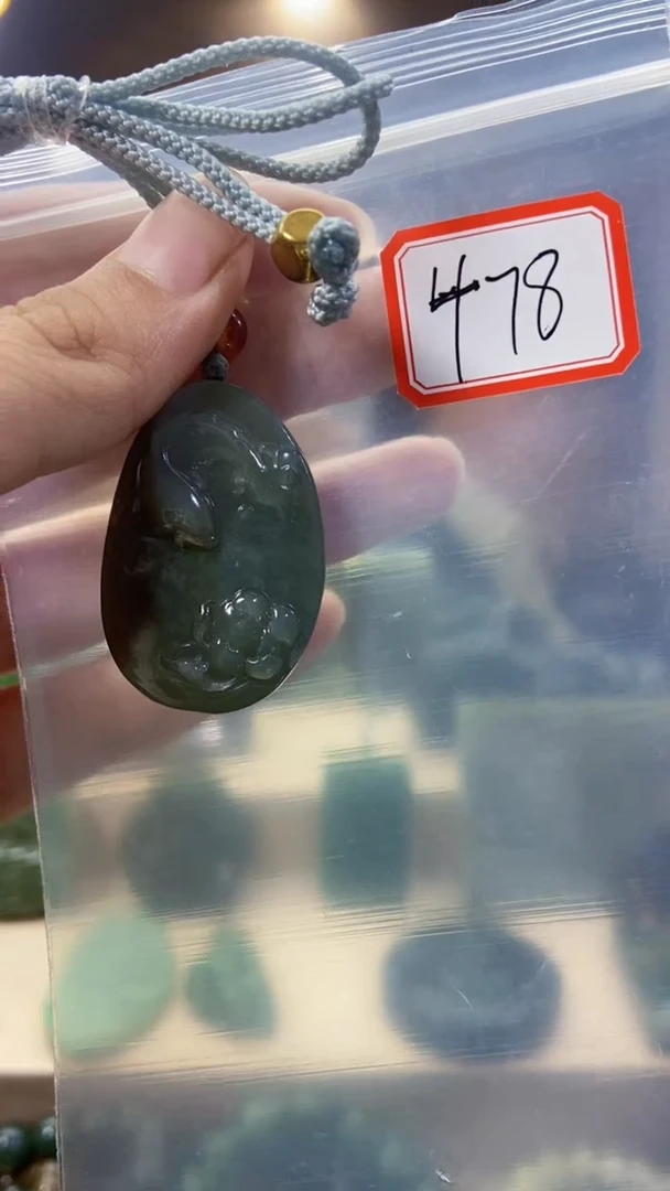 未镶嵌和田玉挂件1