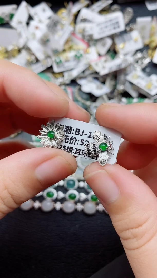 银S925镶嵌戒指翡翠1