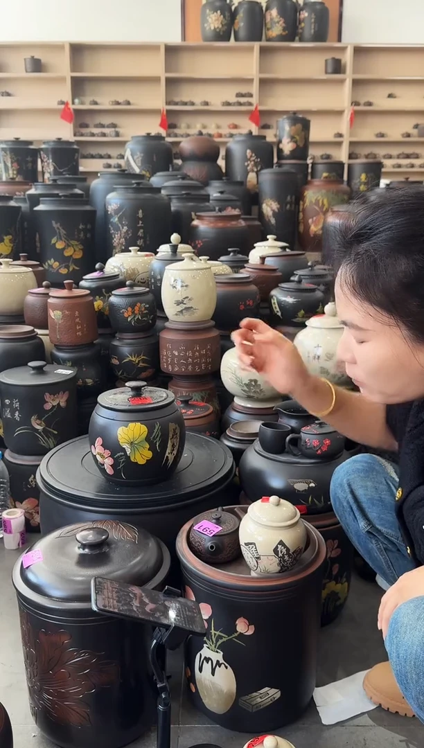 罐瑕疵茶叶罐 彩填腰鼓 234