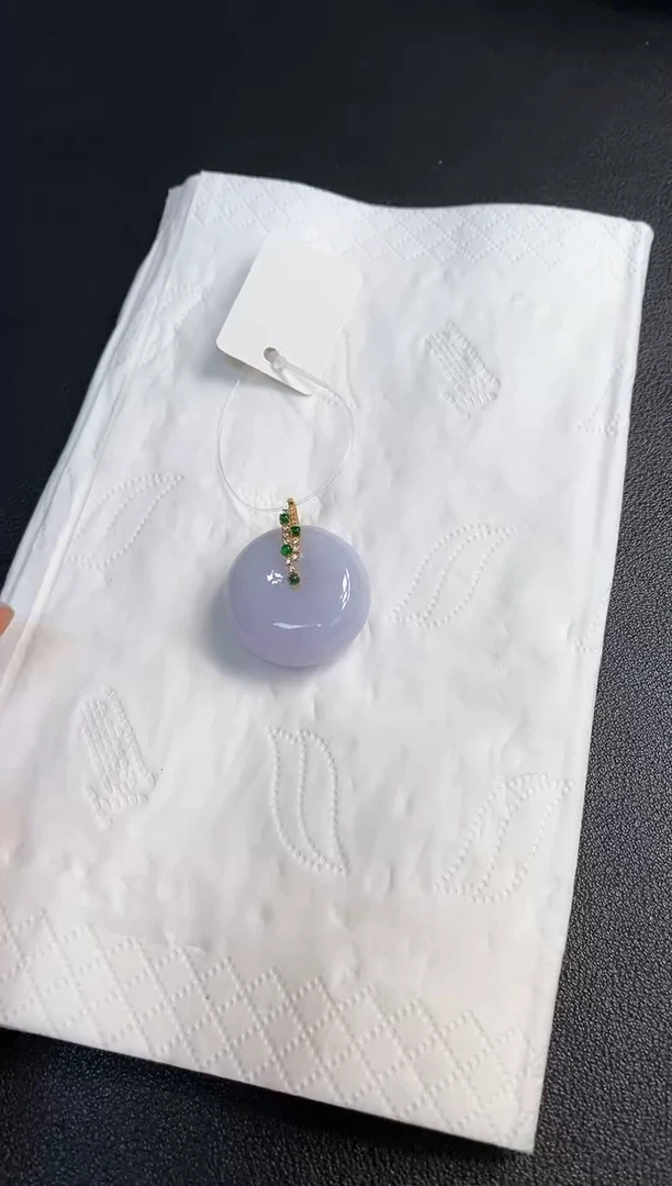 吊坠(不含链)18K金镶嵌翡翠晚*面包扣