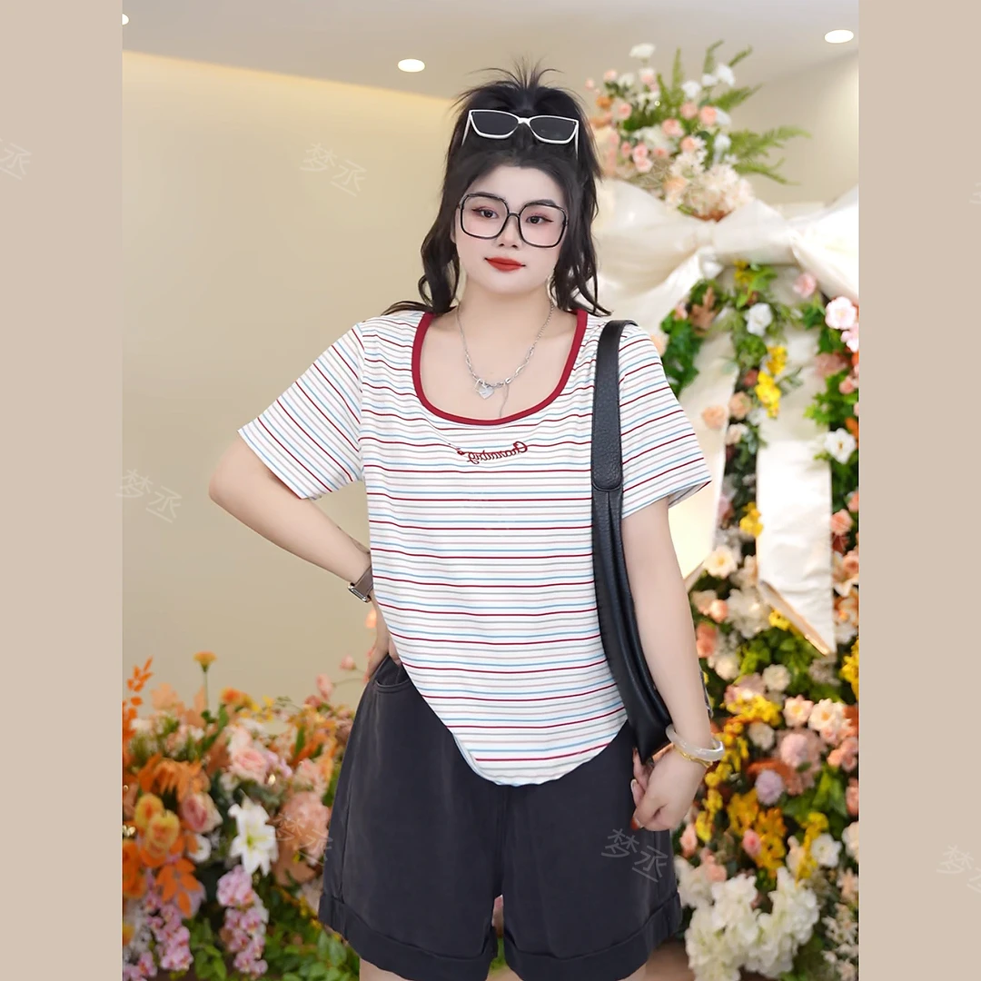 梦丞-胖妹妹私服夏日小心机T恤彩色条纹字母刺绣宽松减龄百搭短袖