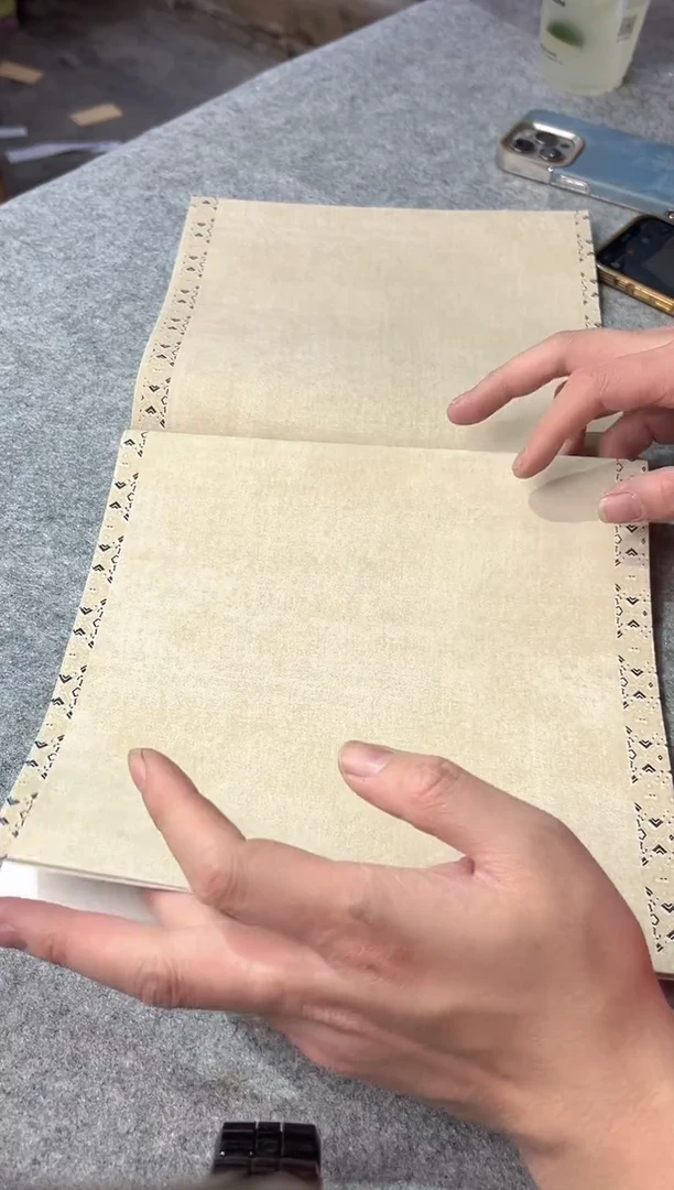 四尺三开条屏蜡染浅灰色10张