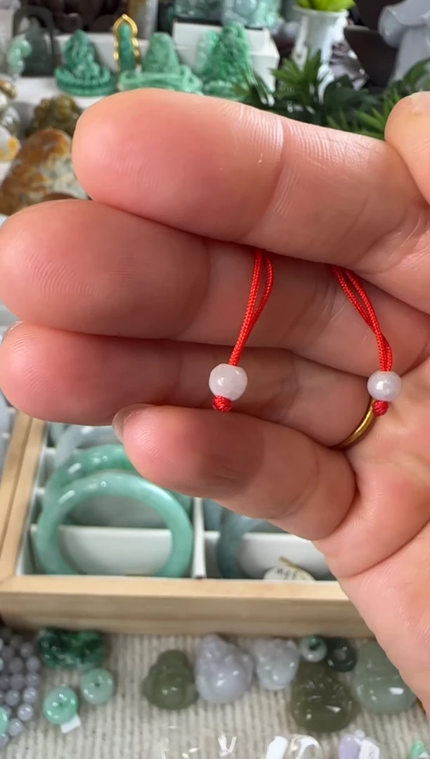 未镶嵌手链翡翠红绳