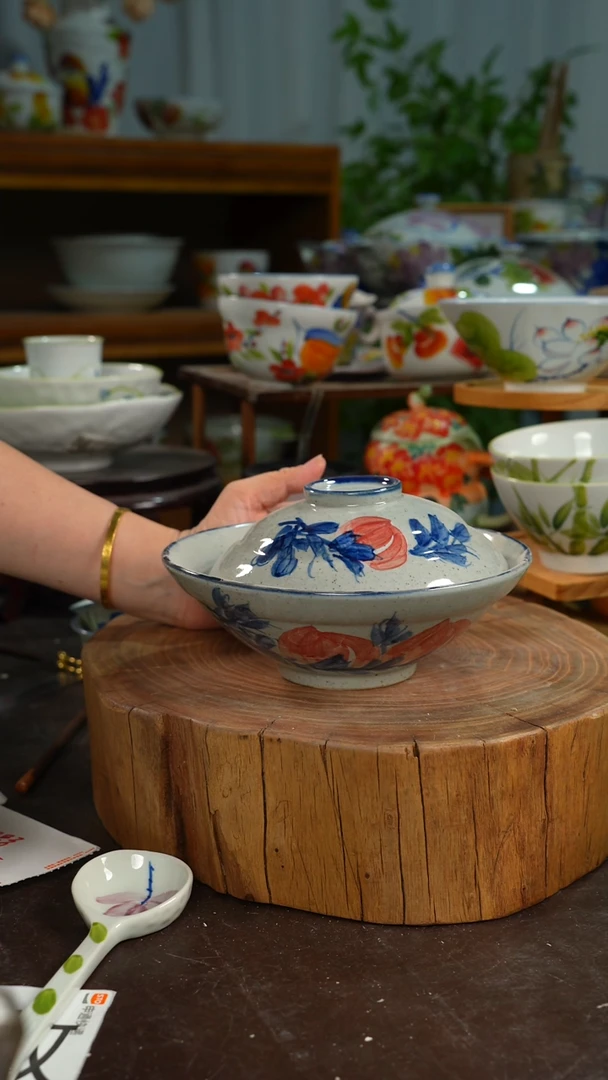 陶瓷景德镇高温釉下手绘陶瓷