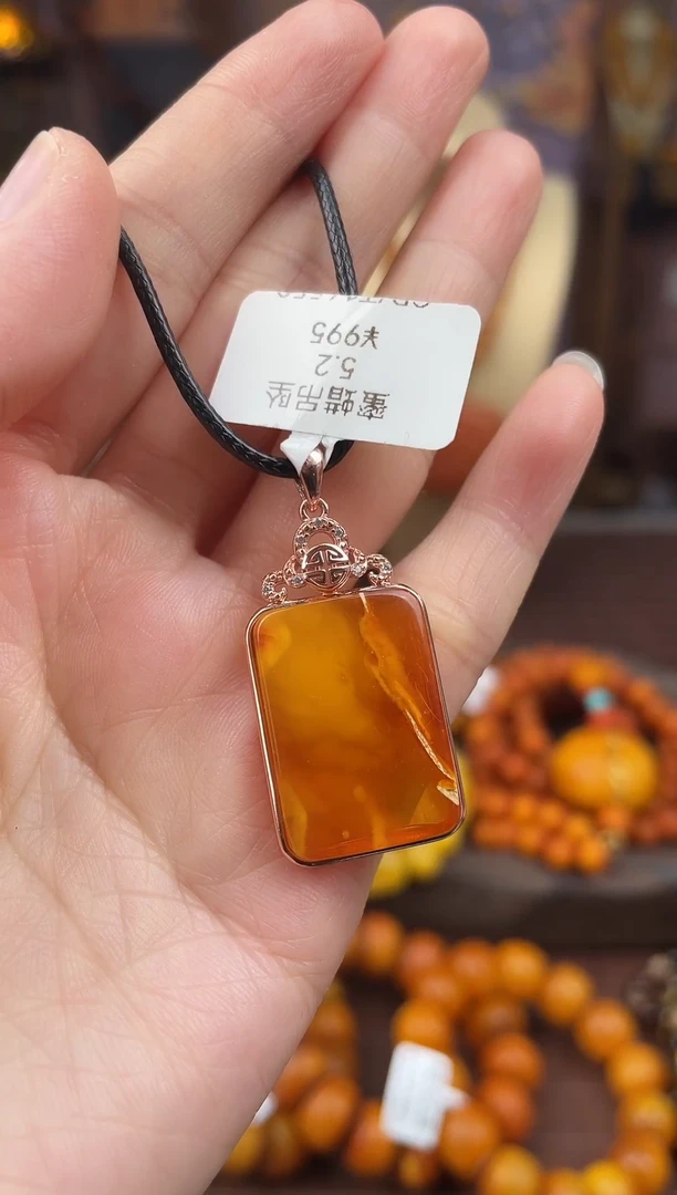 裸石琥珀未镶嵌多样性发货1，假一赔4