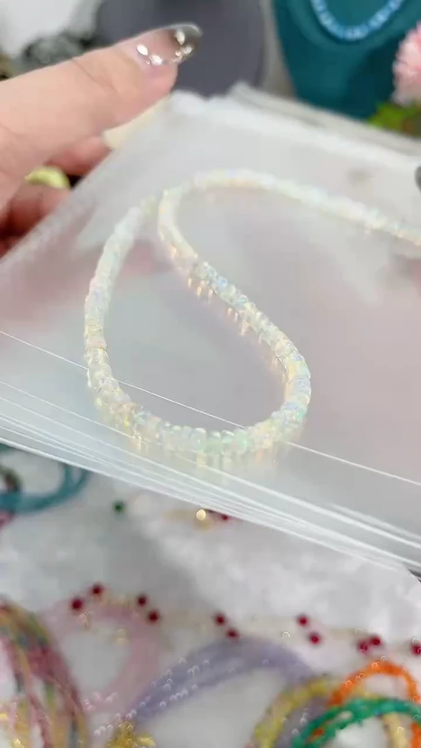 【闪购商品】欧泊颈饰银S925镶嵌白299