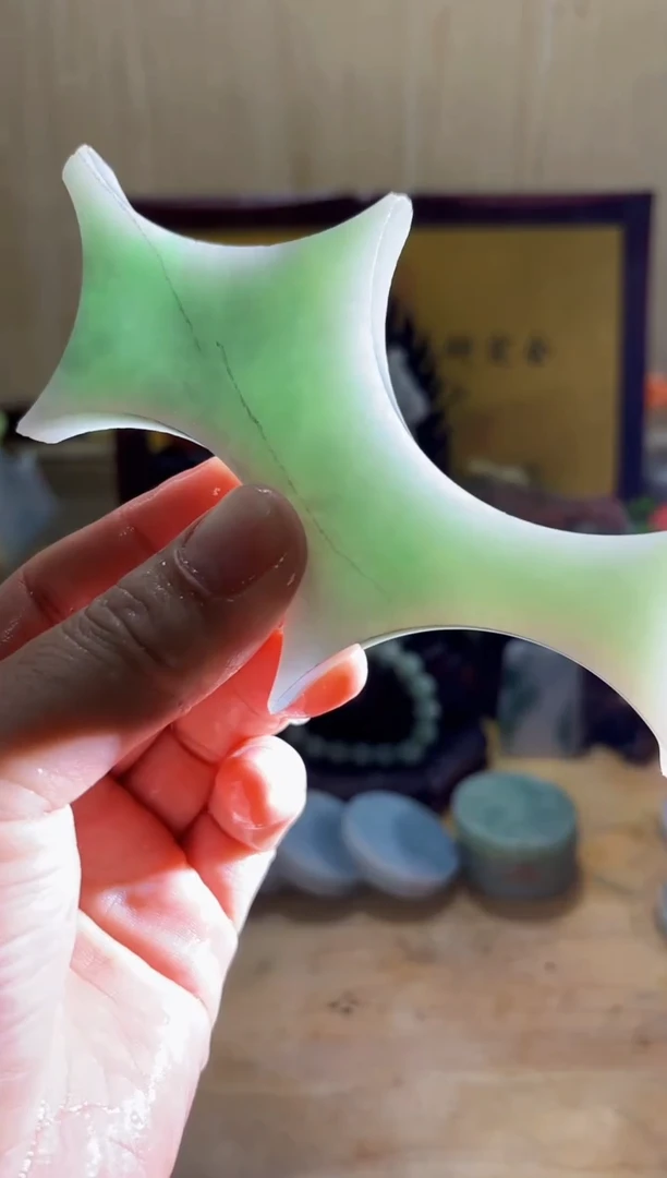 颈饰未镶嵌翡翠A货常星5112