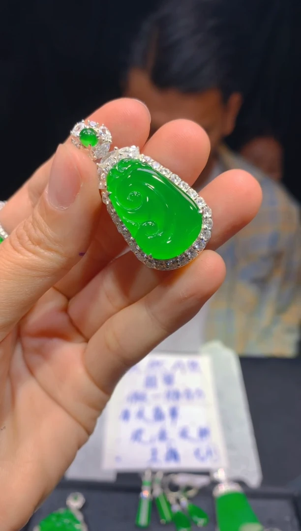 【闪购商品】定制翡翠未镶嵌128多样性发货（发其一）