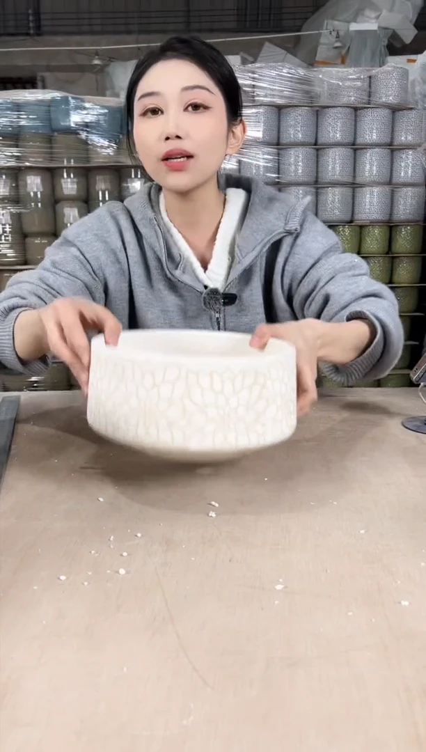 【闪购商品】陶瓷拼盘缩点花中号22x11