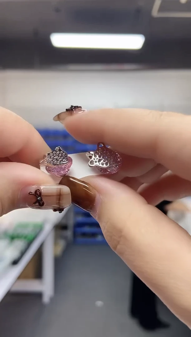 【闪购商品】托帕石耳饰未镶嵌多样性发其一颜色微差