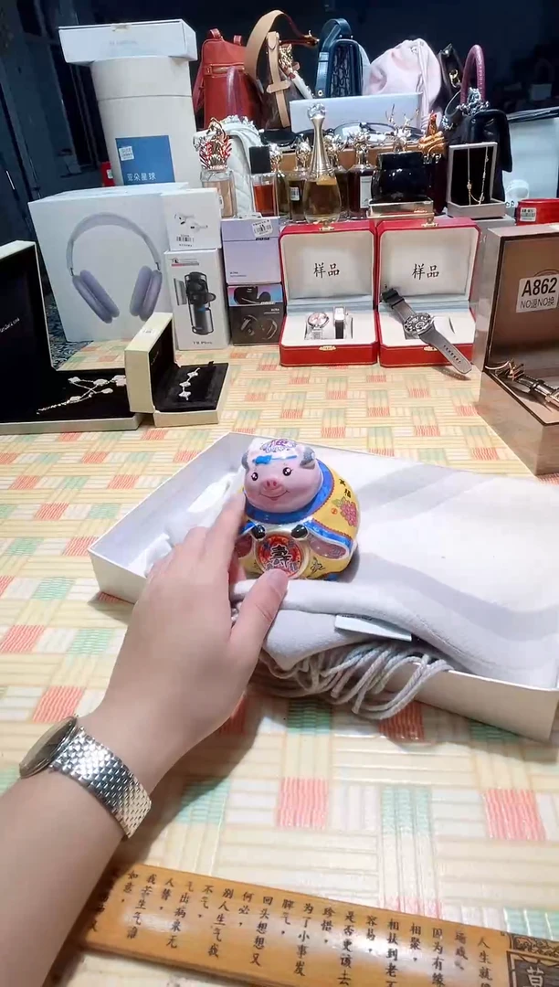 瓷片瓷器 库房到期 全部地板价@@1