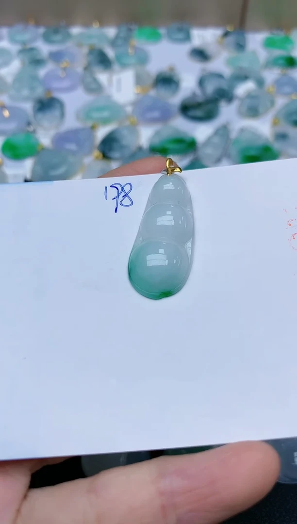 【闪购商品】翡翠颈饰18K金镶嵌天然翡翠A货