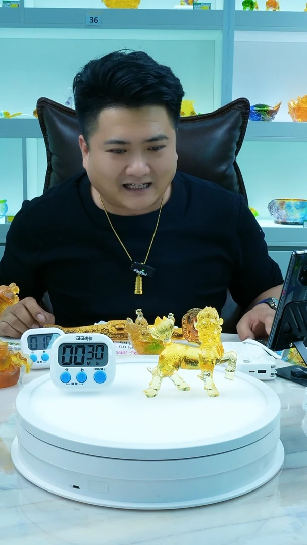 【闪购商品】泥塑古法琉璃麒麟摆件