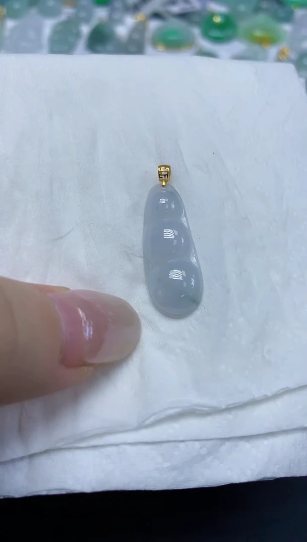 翡翠18K金镶嵌颈饰天然缅甸翡翠A货