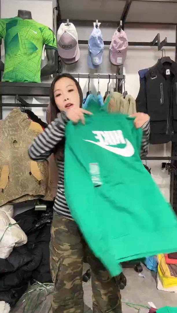 1335编码 瑕疵款直播间过款为准 尺码175L