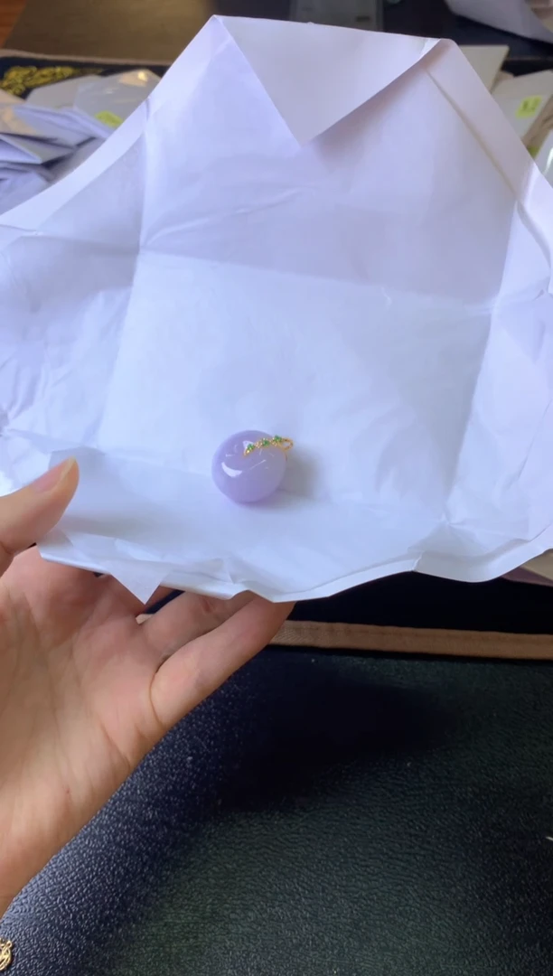 翡翠18K金镶嵌颈饰成品吊坠