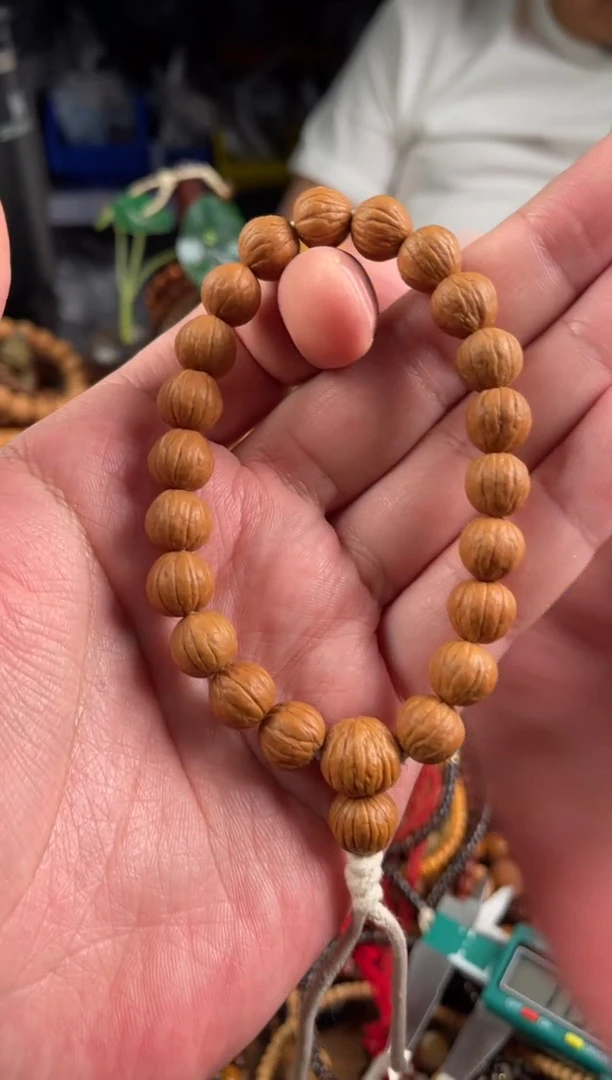 猴头核桃吊坠王胖子文玩工作室定向