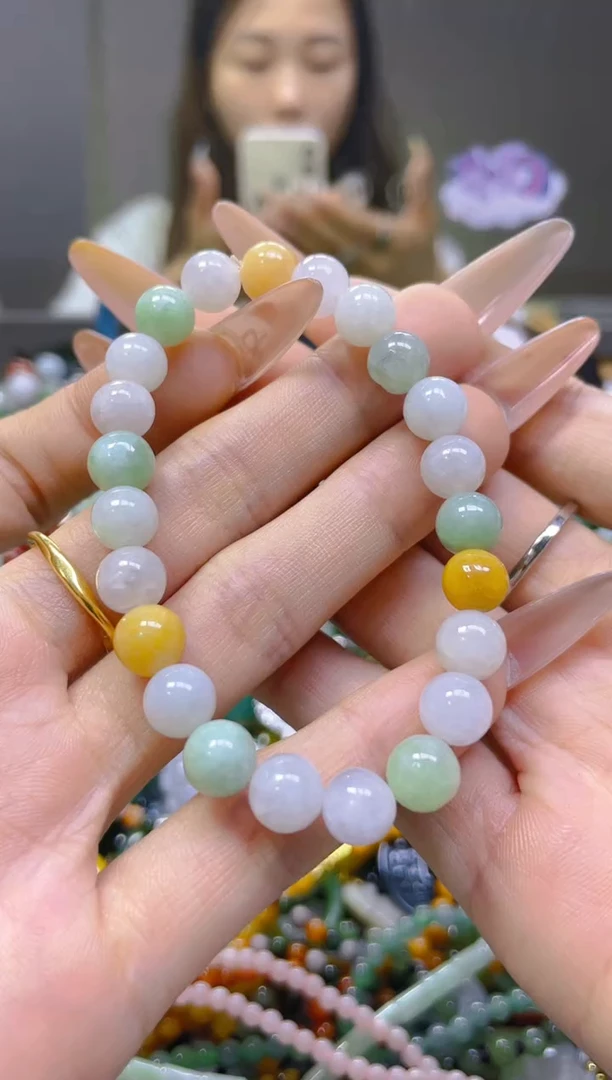 翡翠未镶嵌颈饰8MM/F/翡翠A货，一件也是批发价