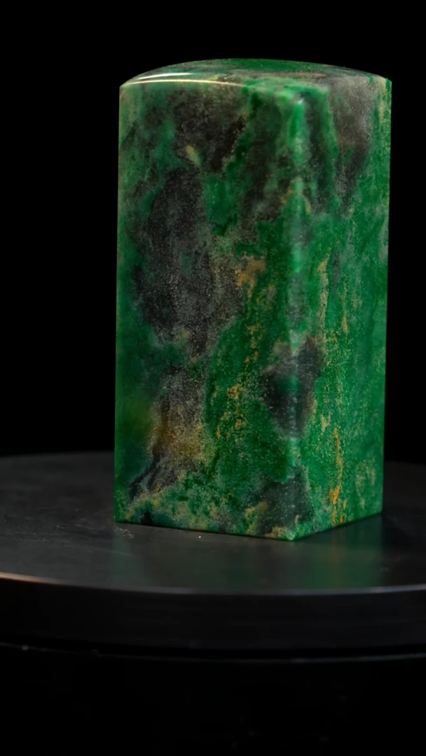 青田石老绿满天星