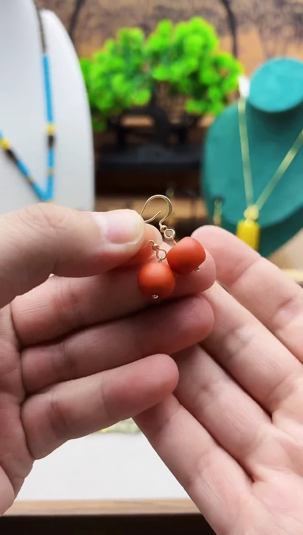 【闪购商品】蜜蜡耳饰14K金镶嵌E67