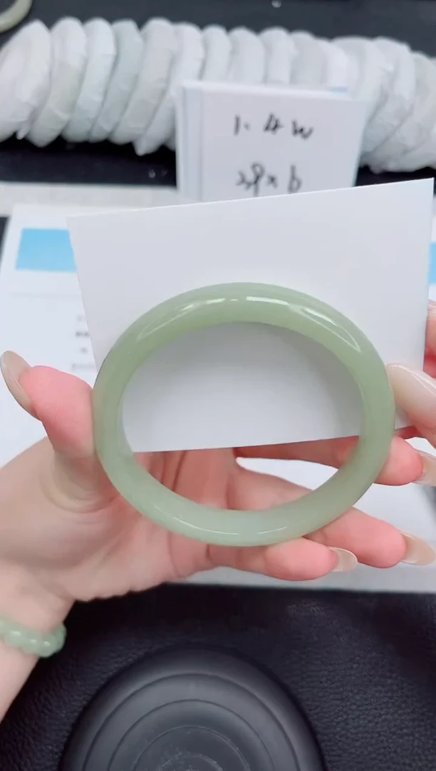 未镶嵌手镯石英质玉171-63.5