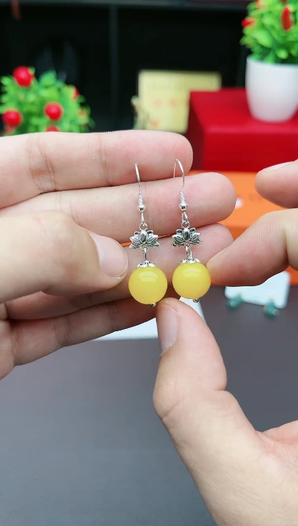 【闪购商品】玛瑙/玉髓耳钉银S925镶嵌315000