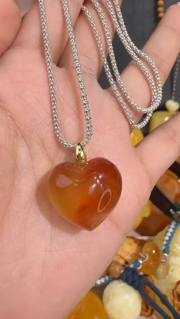 裸石琥珀未镶嵌r****f琥珀