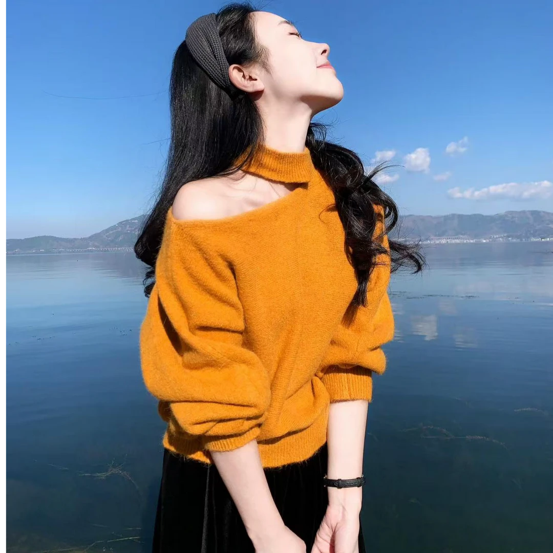 2026秋冬新款韩系复古慵懒挂脖斜领露肩毛衣黑色高腰半身裙两件套