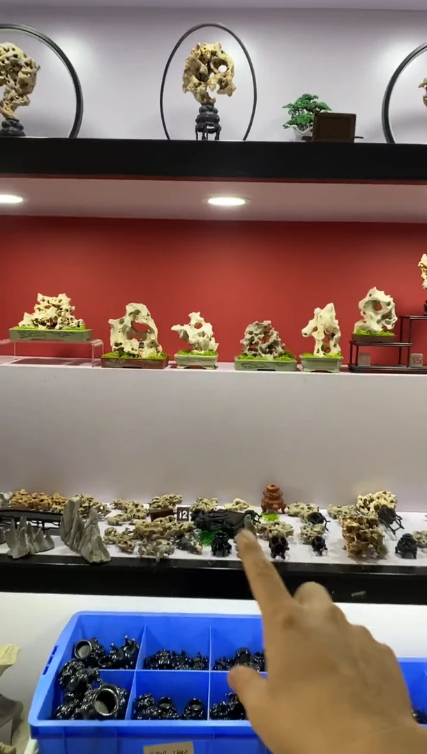 【闪购商品】树脂制品底座   石头是白太湖石6个