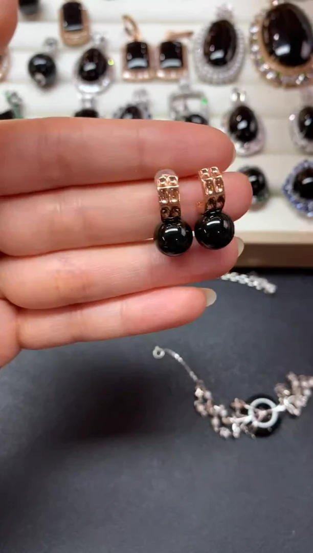 【闪购商品】翡翠耳饰18K金镶嵌S40|3800