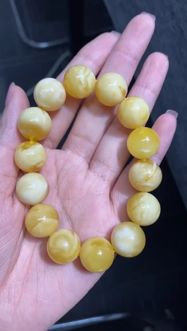 裸石蜜蜡未镶嵌手串