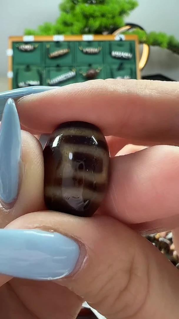 玛瑙/玉髓（覆膜）颈饰未镶嵌13.（微瑕随机发货）