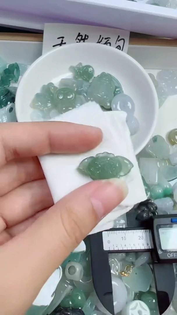 散珠翡翠106号链接，A货翡翠
