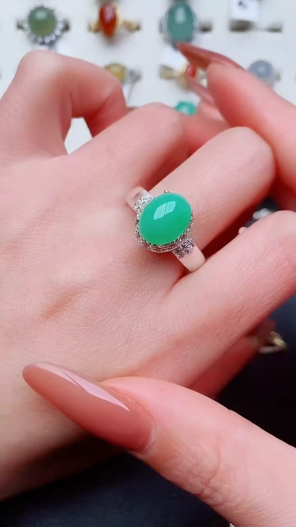 未镶嵌戒指翡翠..