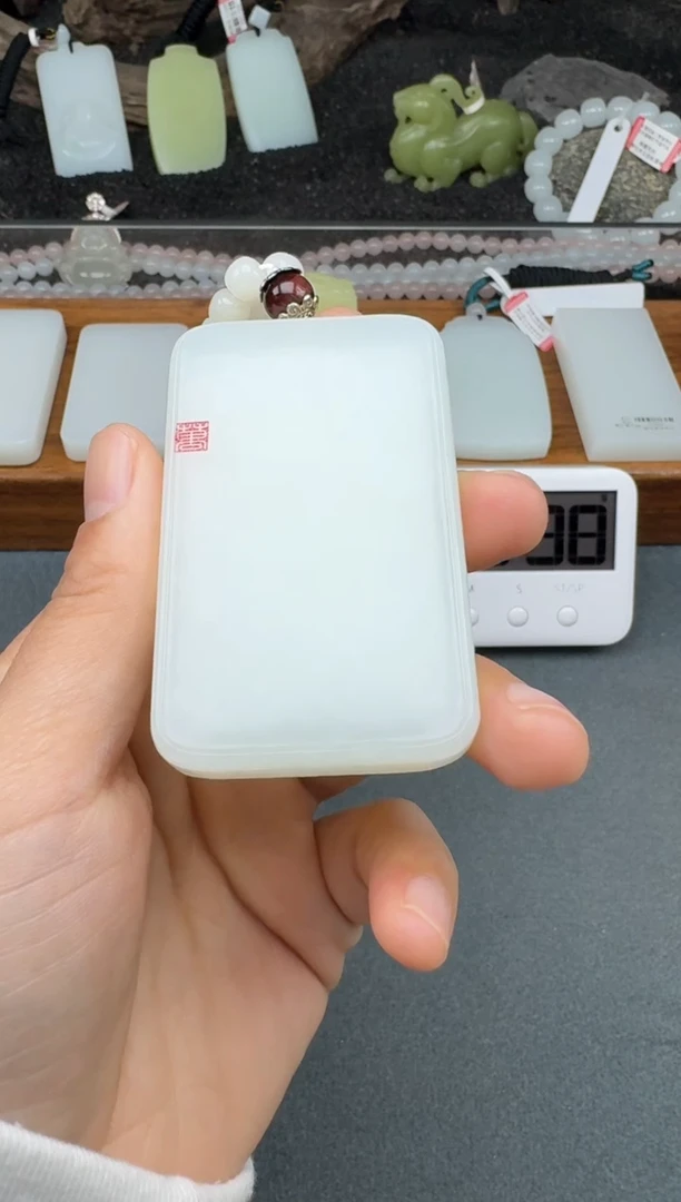 颈饰未镶嵌和田玉2