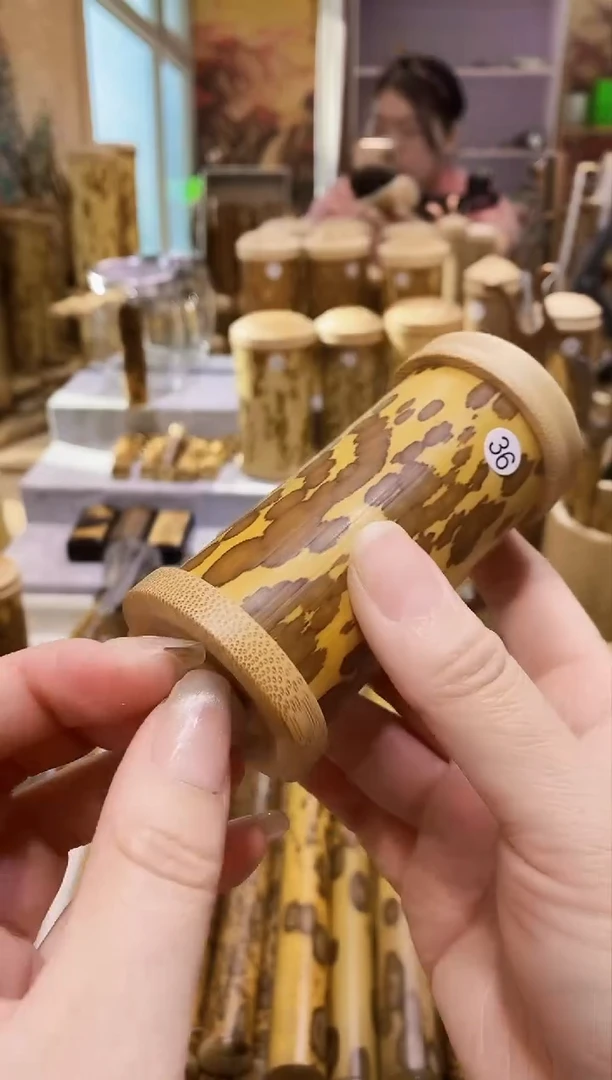 【闪购商品】梅妃竹精品小虫罐一个