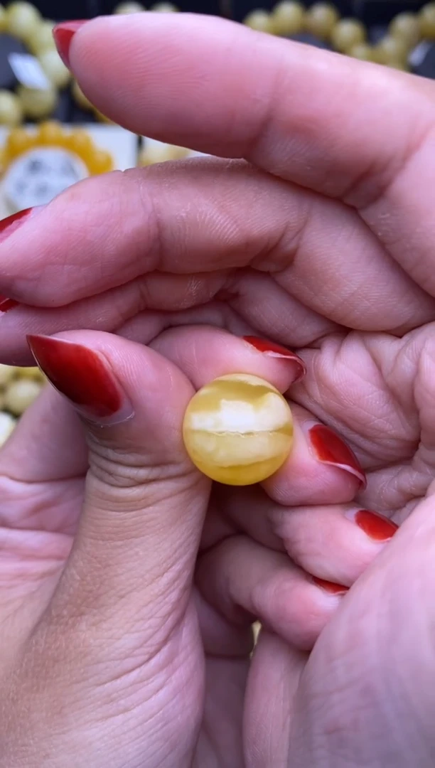 未镶嵌琥珀裸石大小姐珠宝80