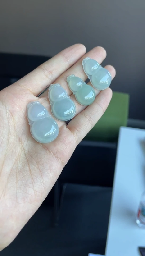 吊坠(不含链)未镶嵌翡翠天然缅甸A货翡翠多样性发其一