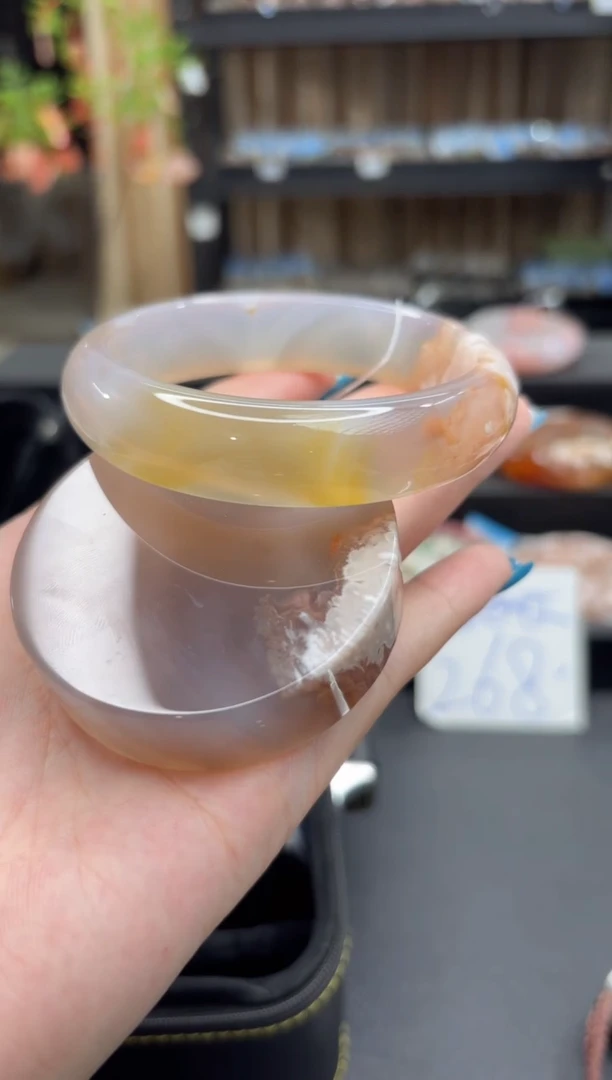 未镶嵌手镯石英质玉104(62圈赠送镯心)