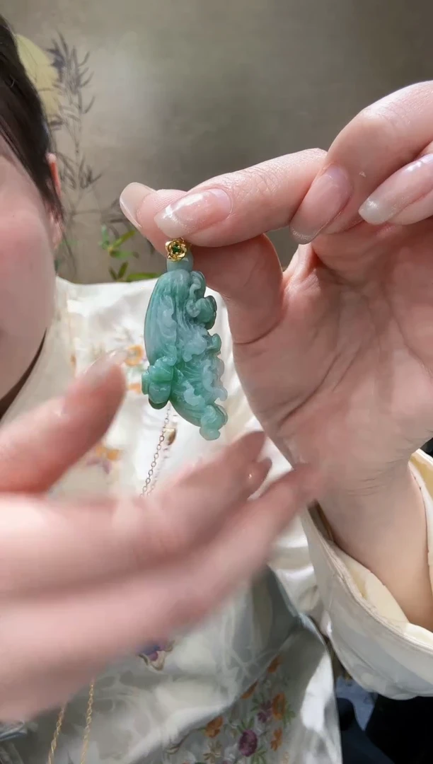【闪购商品】翡翠颈饰未镶嵌吊坠