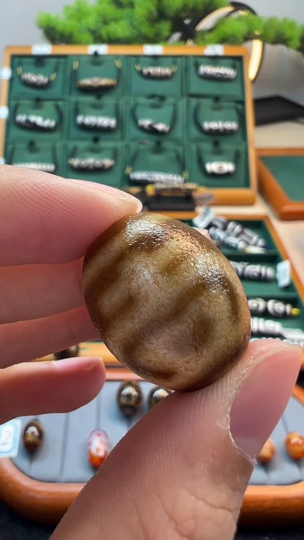 玛瑙/玉髓（覆膜）颈饰未镶嵌43（微瑕随机发货）