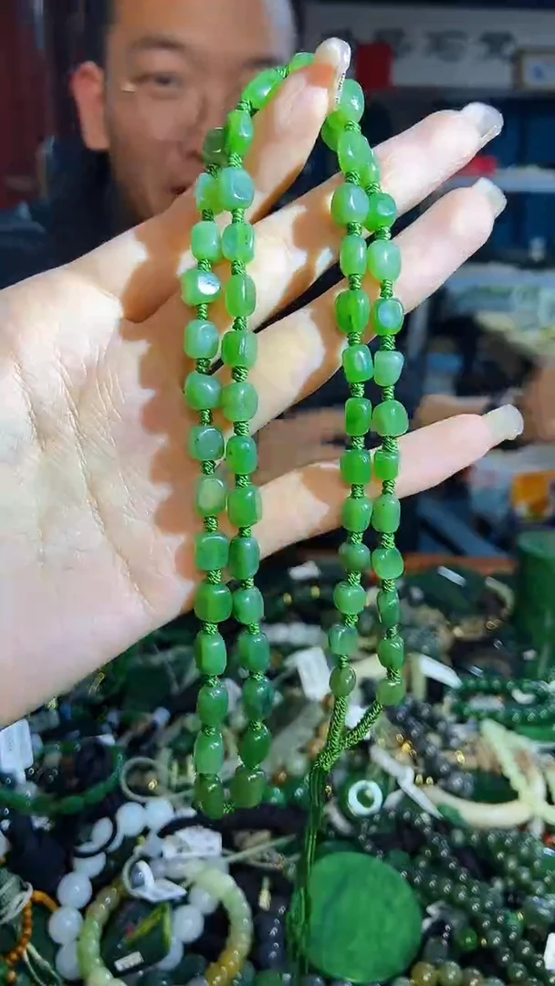 未镶嵌和田玉挂件1