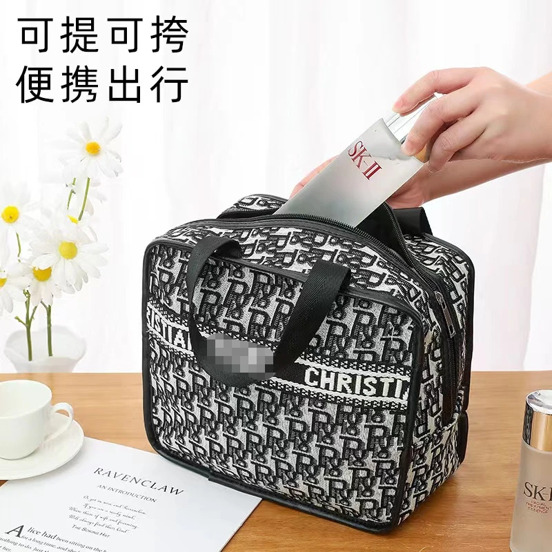 楠楠轻奢化妆高定包