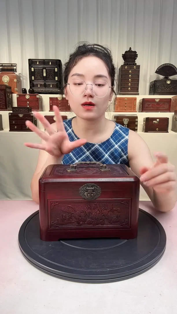 紫檀木类成套家具龙凤呈祥手提
