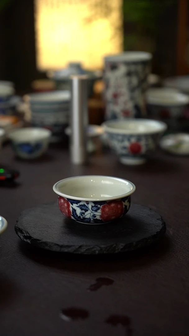 50号景德镇全手工手绘青花釉里红叶子主人杯