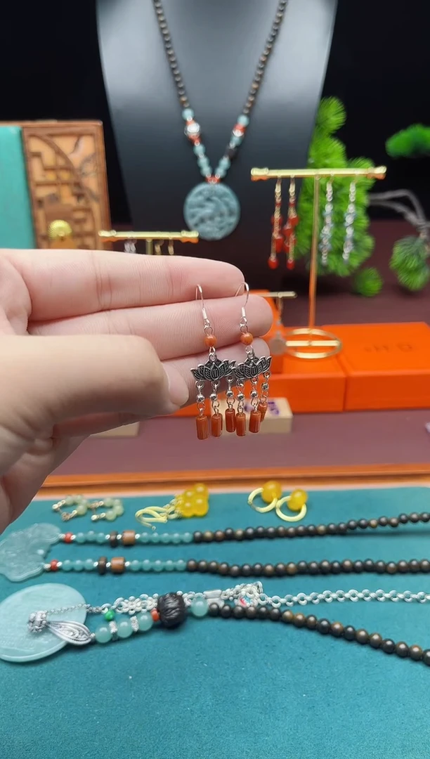 银S925镶嵌翡翠耳饰X31