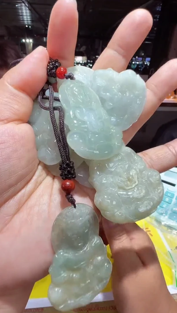 【闪购商品】翡翠颈饰未镶嵌吊坠多样性只发一件