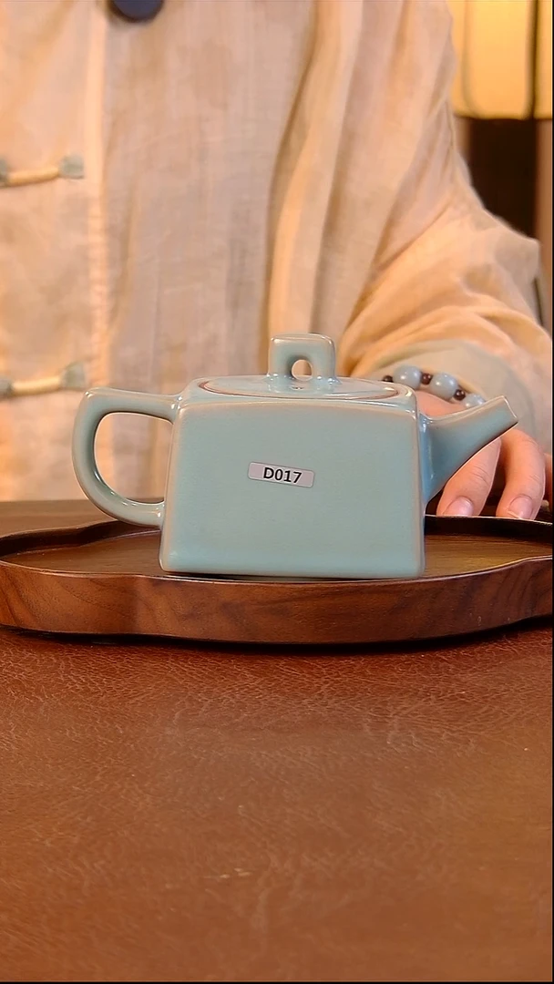 瓷片017号 四方壶