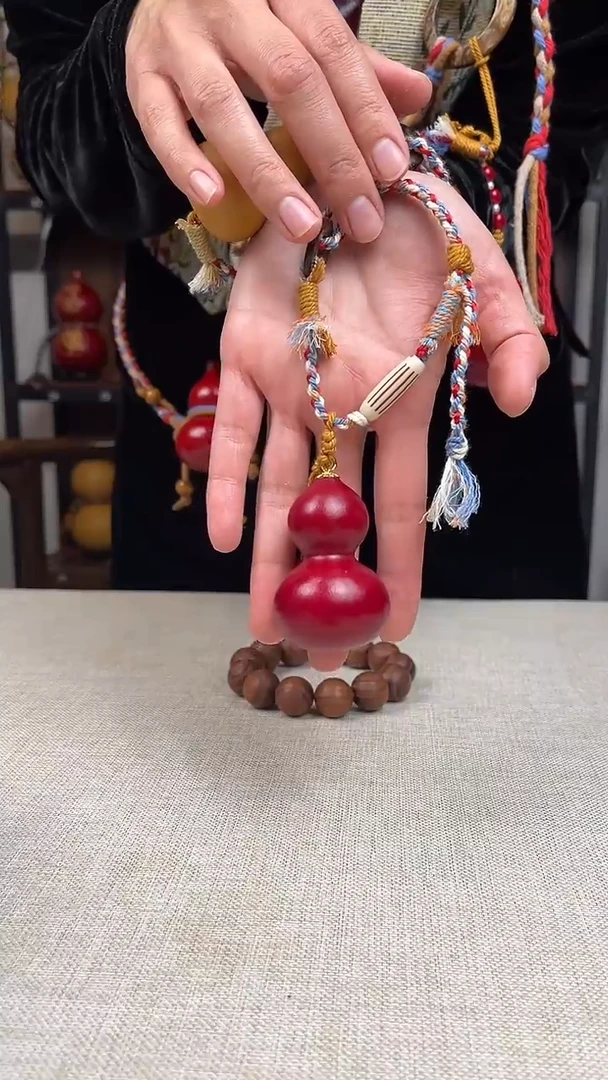 050-------手链葫芦