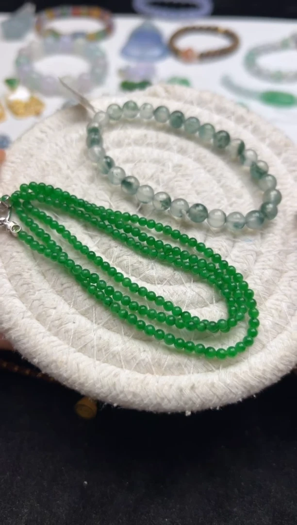 未镶嵌定制翡翠源*飘花手串+绿小米项链28000+60000